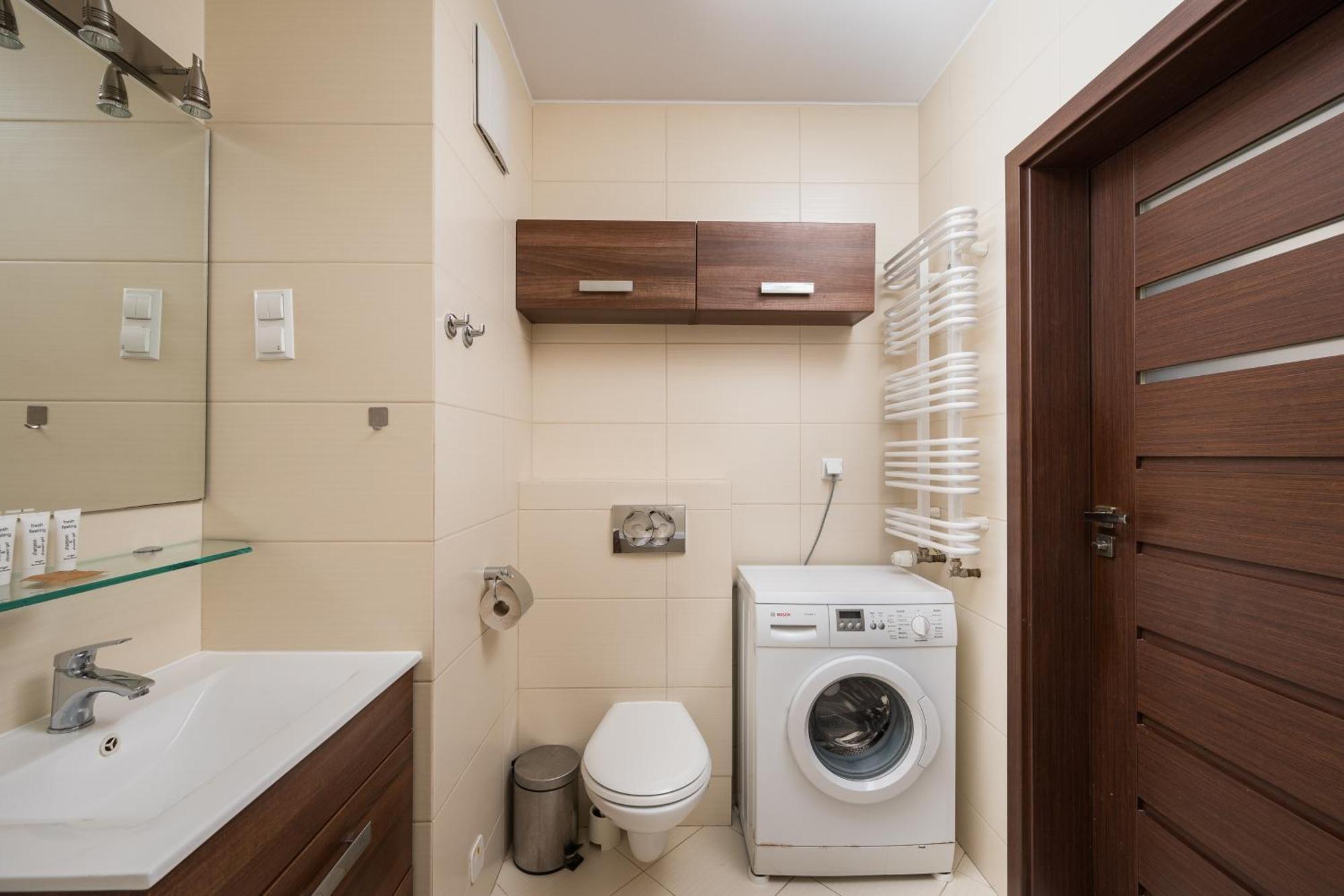 Wola Radziwie Homely * Warszawa